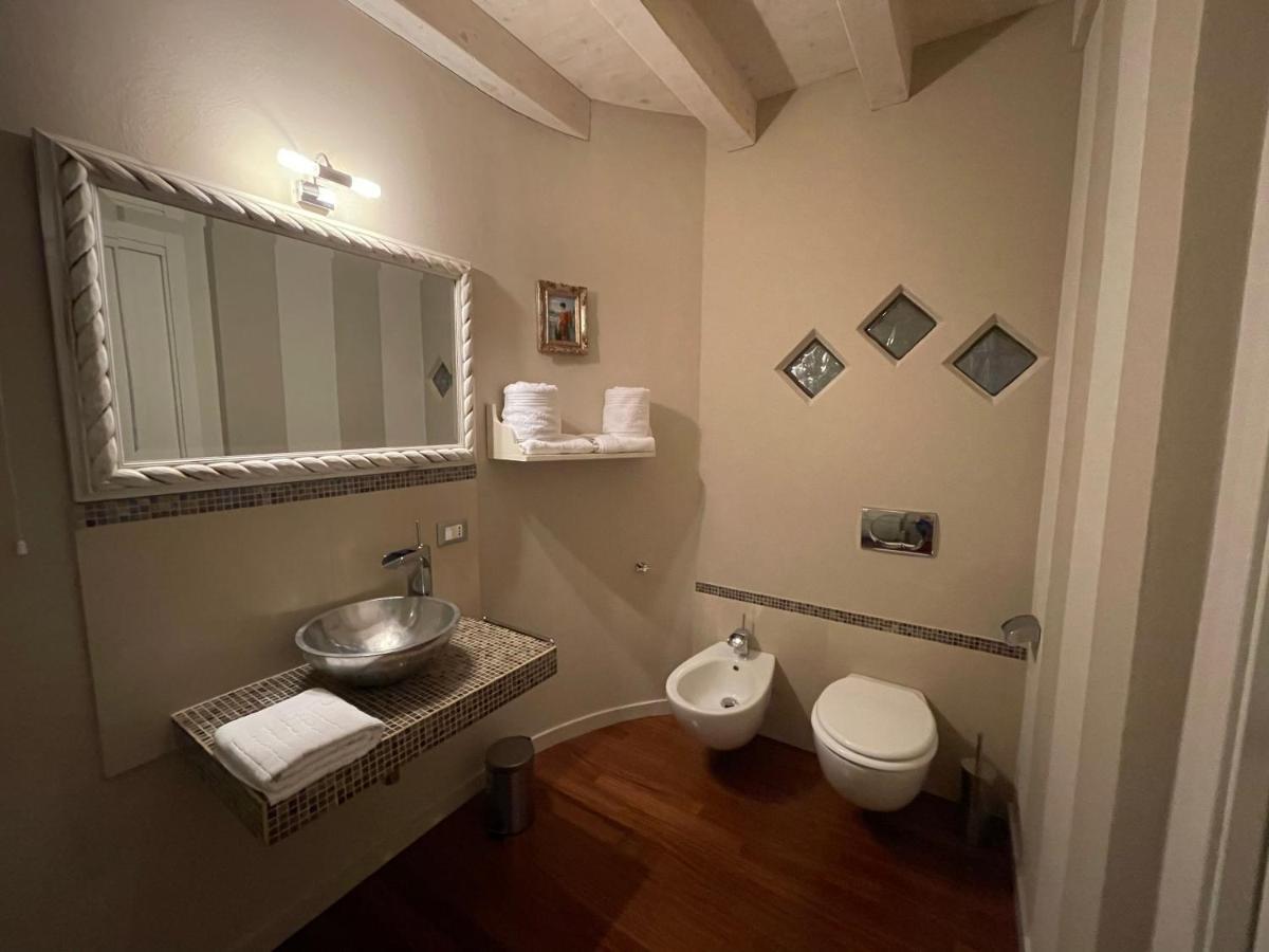 Desehouse Apartamento Desenzano del Garda Exterior foto