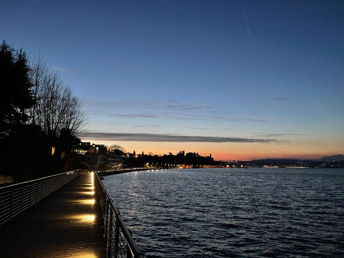 Desehouse Apartamento Desenzano del Garda Exterior foto