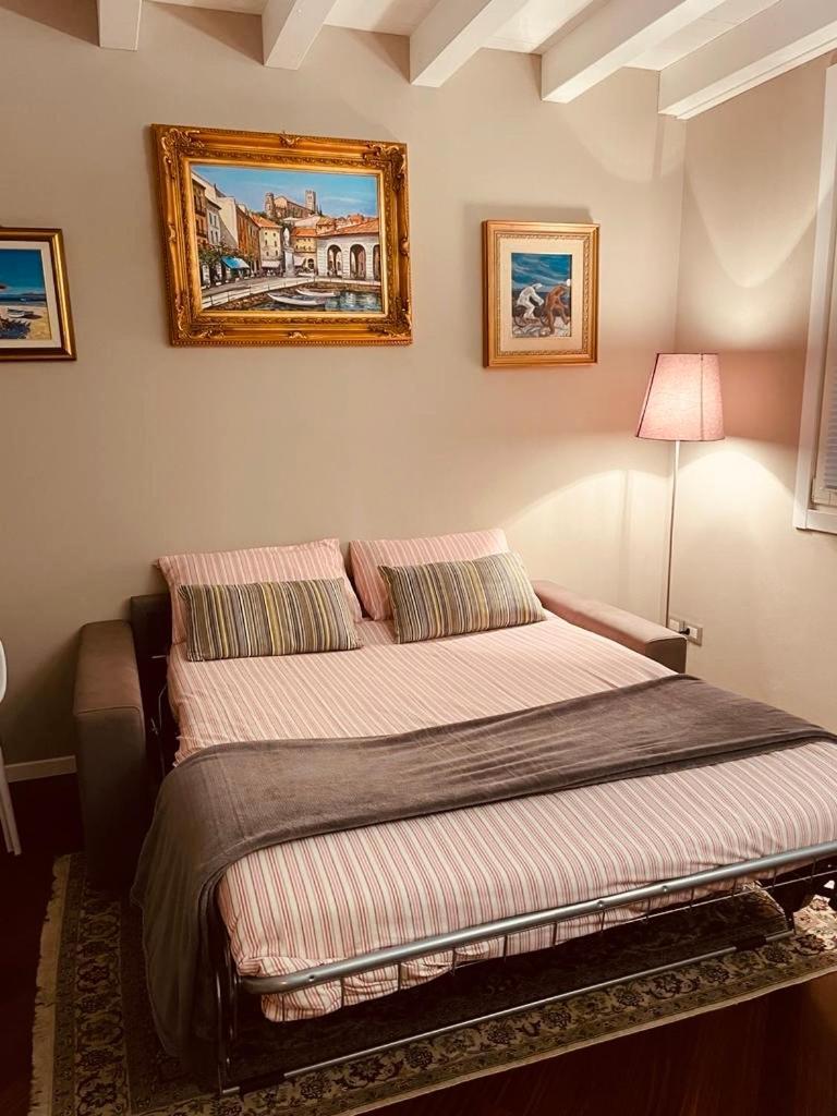 Desehouse Apartamento Desenzano del Garda Exterior foto