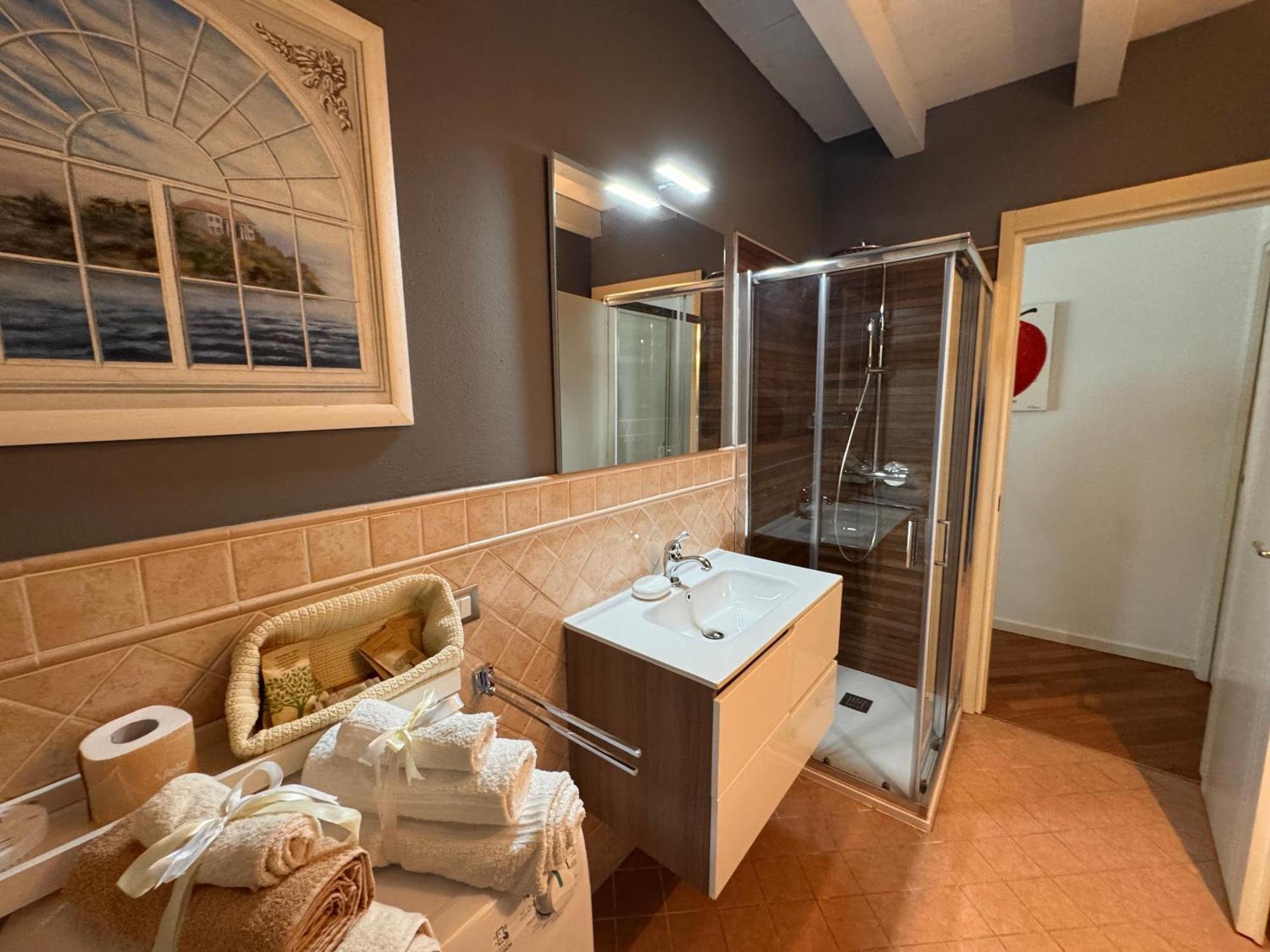 Desehouse Apartamento Desenzano del Garda Exterior foto